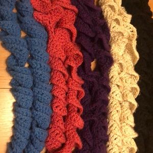 Handmade curly scarfs